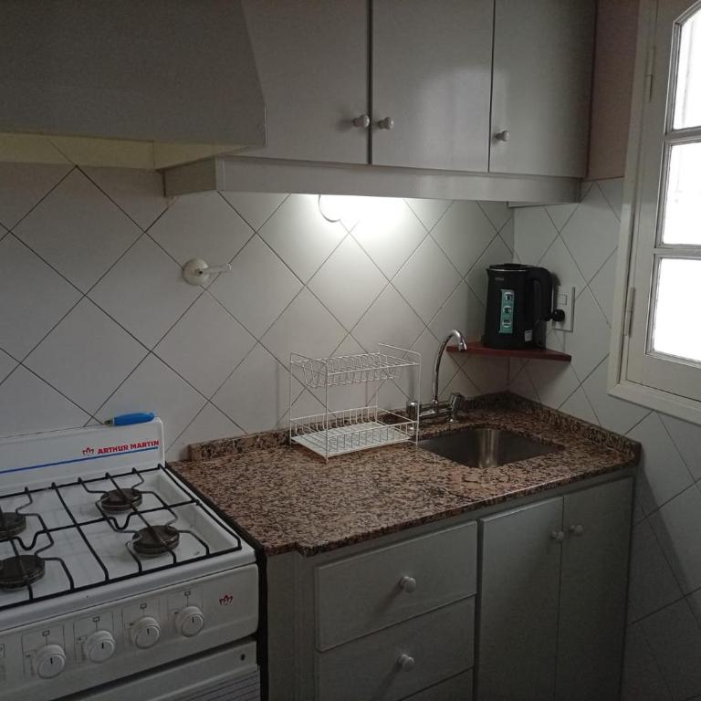 Departamento con excelente ubicación - Two-Bedroom Family Apartment - 3
