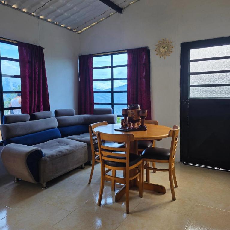 Twin House, casas campestres con vista al embalse - Casa de 2 dormitorios - 4
