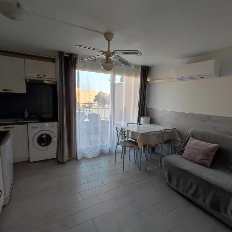 Appartement T2 avec piscine, proche de la plage et du Port - Appartement 1 Chambre - 2