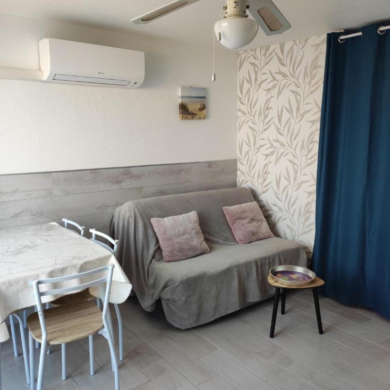 Appartement T2 avec piscine, proche de la plage et du Port - Appartement 1 Chambre - 5