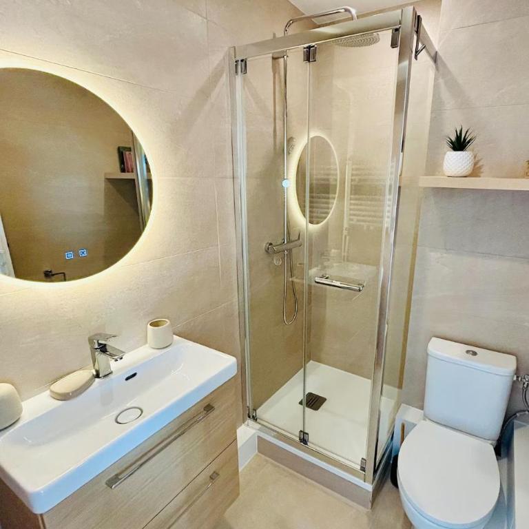 Vue mer panoramique, entièrement rénové, parking - Appartement 1 Chambre - 7