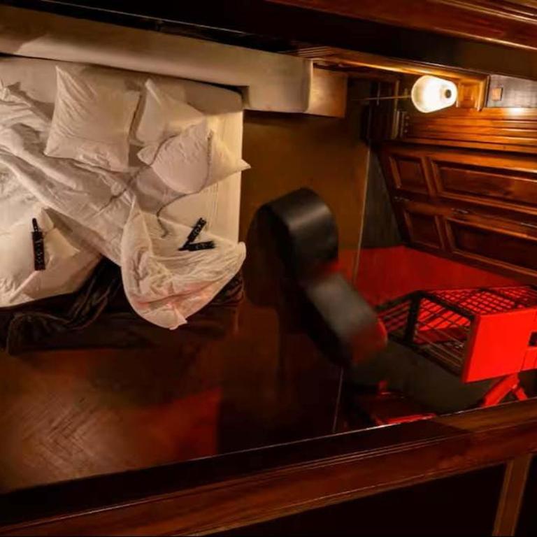 Apartment with a secret bedroom - One-Bedroom Apartment - 7