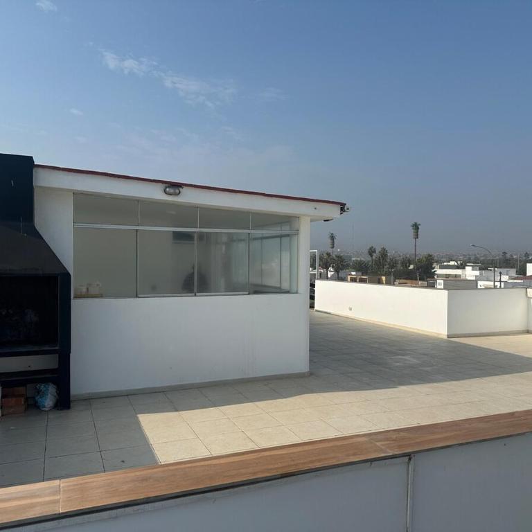 Oceanfront Grill Terrace 3rd Floor Apartment - One-Bedroom Apartment - 4