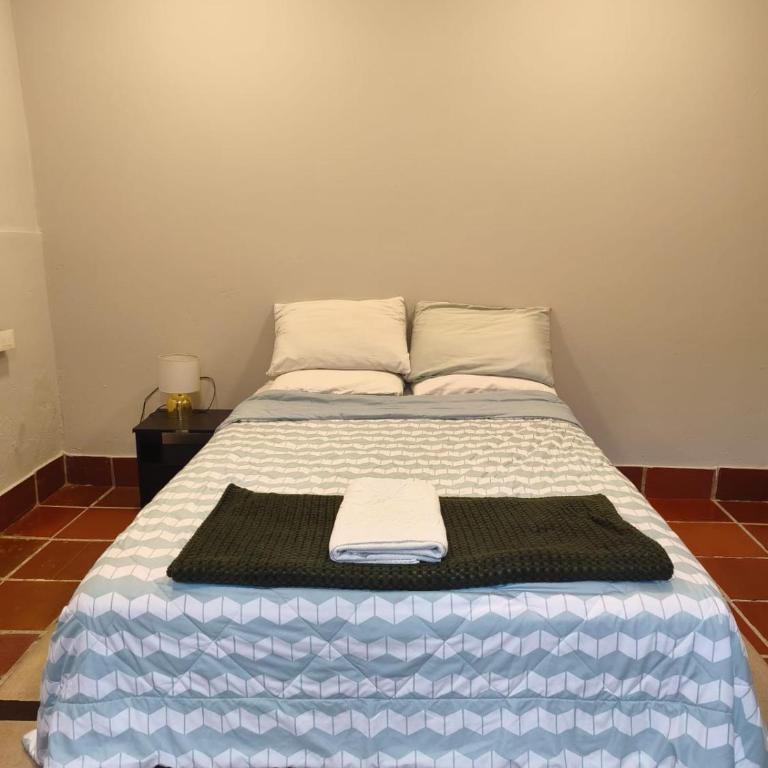 Hostal Casa Astromelia - Habitación Cuádruple Deluxe - 4