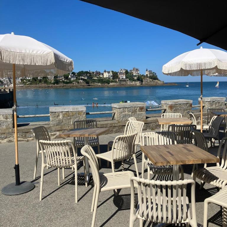 Maison rénovée St Enogat 6 pers avec terrasse - Casa de 3 dormitorios - 77