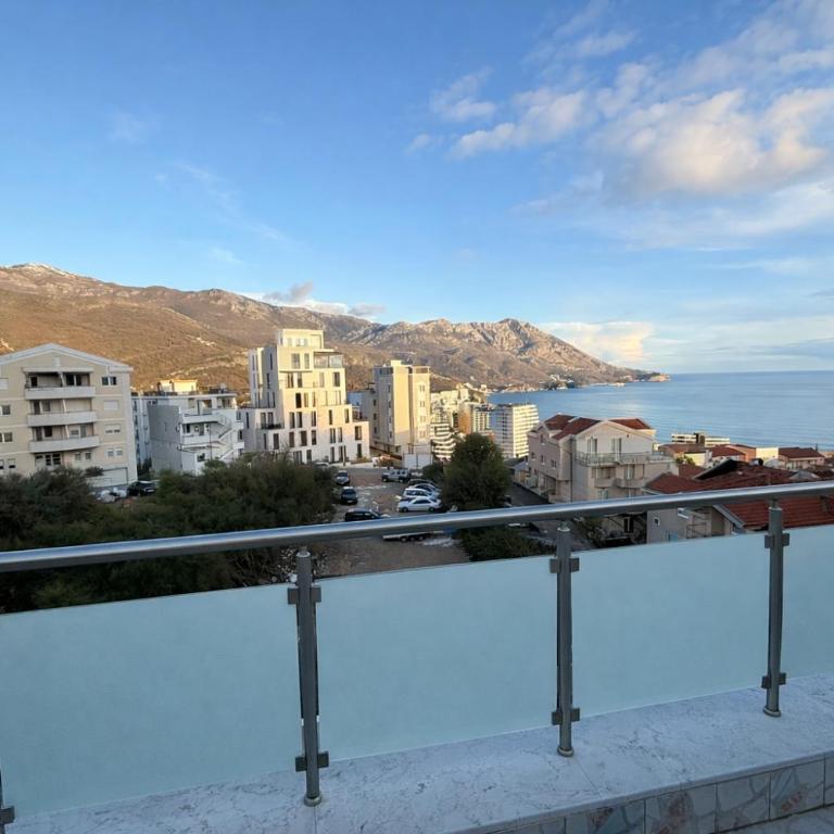 Panoramic One Bečići Sea and Mountain View - Apartman sa 2 Spavaće Sobe - 15