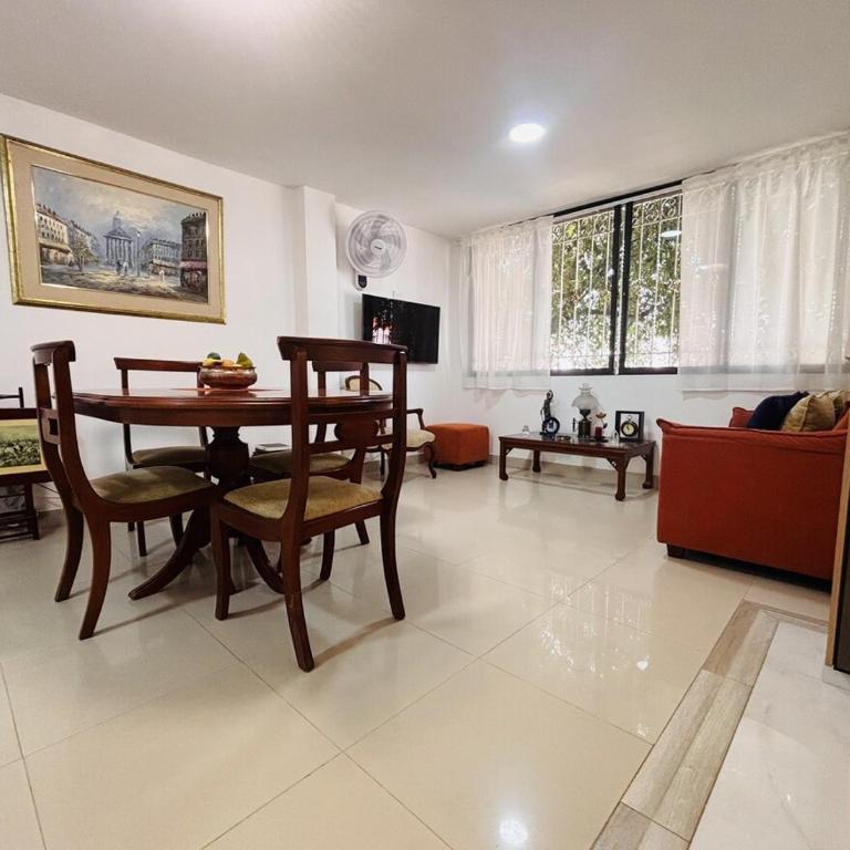 Habitación privada con baño exclusivo en apartamento cerca de Clinica Duarte y Universidad Francisco de Paula Santander - Habitación Doble con baño privado - 10