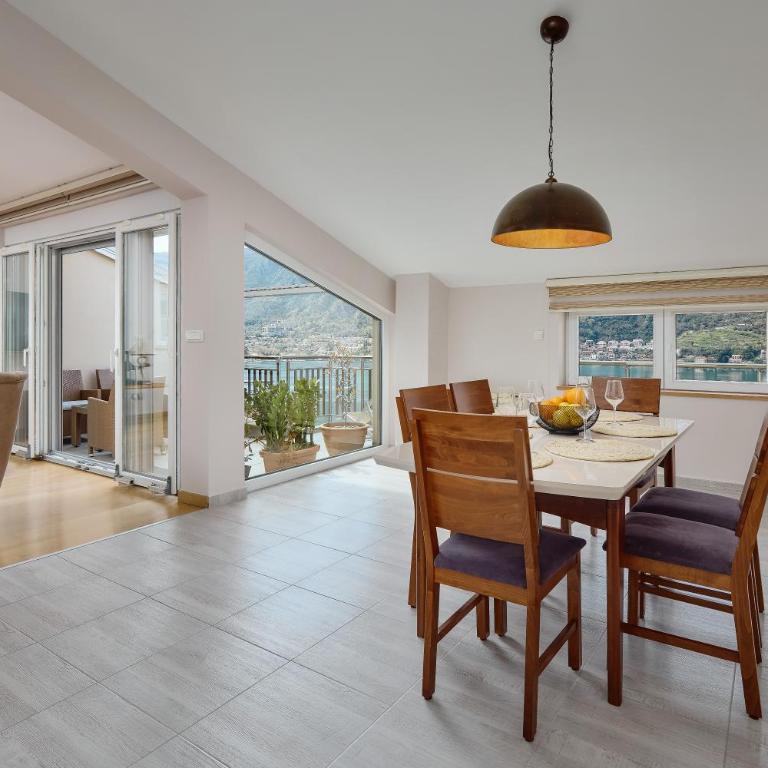 Libera Vista by MN Property - Two-Bedroom Family Apartment - 2