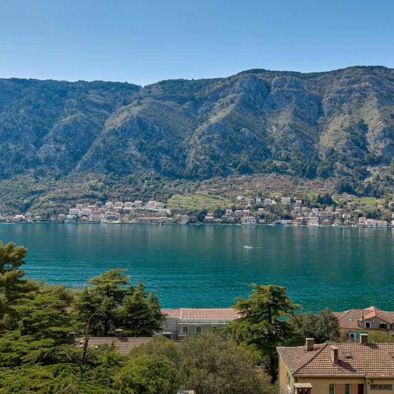 Libera Vista by MN Property - Two-Bedroom Family Apartment - 18