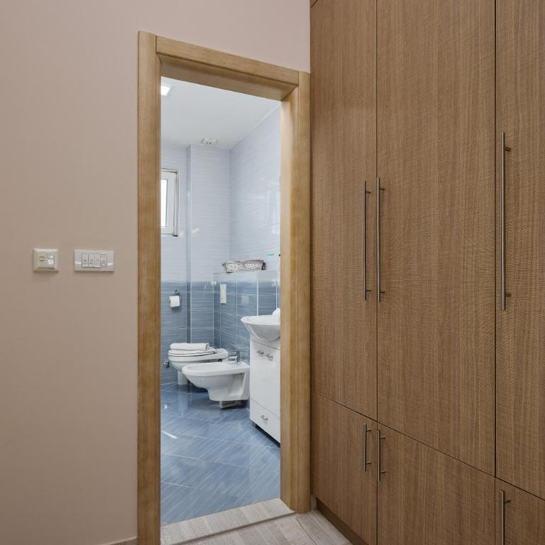 Libera Vista by MN Property - Two-Bedroom Family Apartment - 22