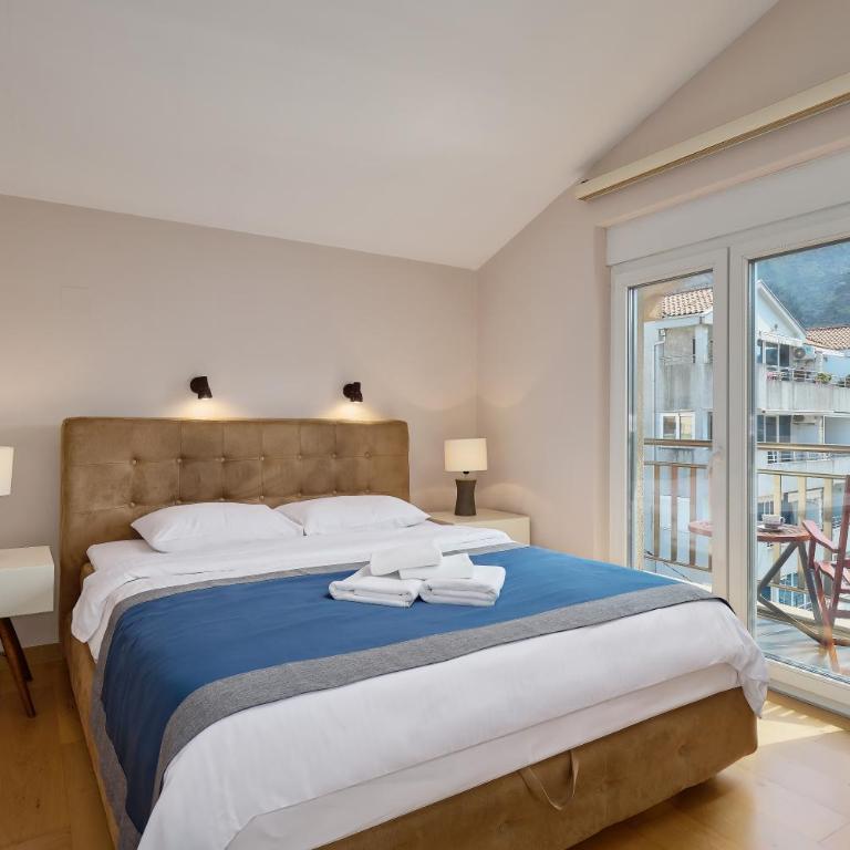 Libera Vista by MN Property - Two-Bedroom Family Apartment - 25