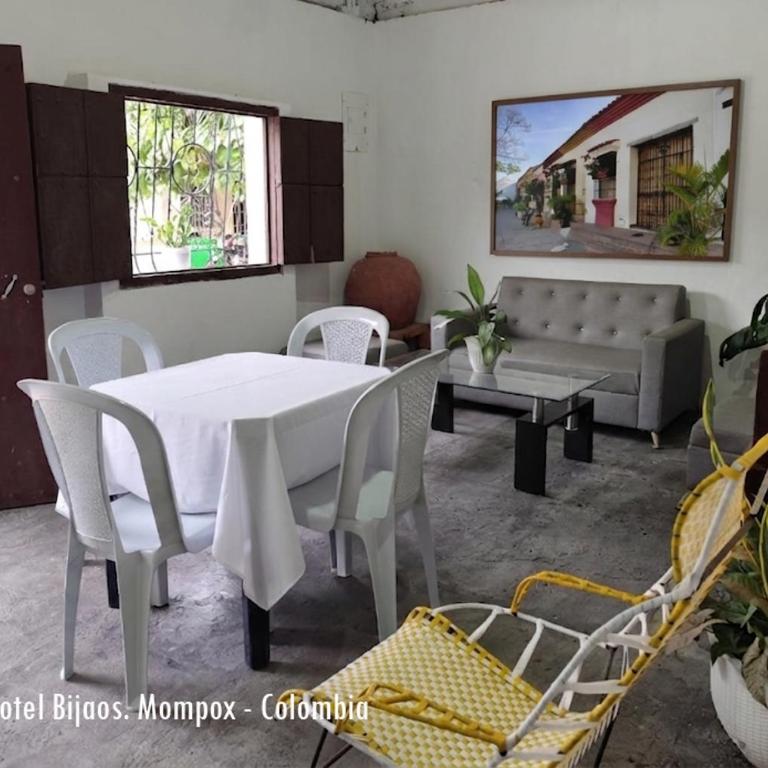 Casa Hotel Bijaos - Three-Bedroom Home - 8