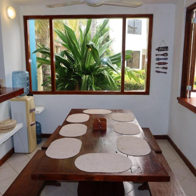 Lujosa cabana con piscina playa y servicio - Casa - 3