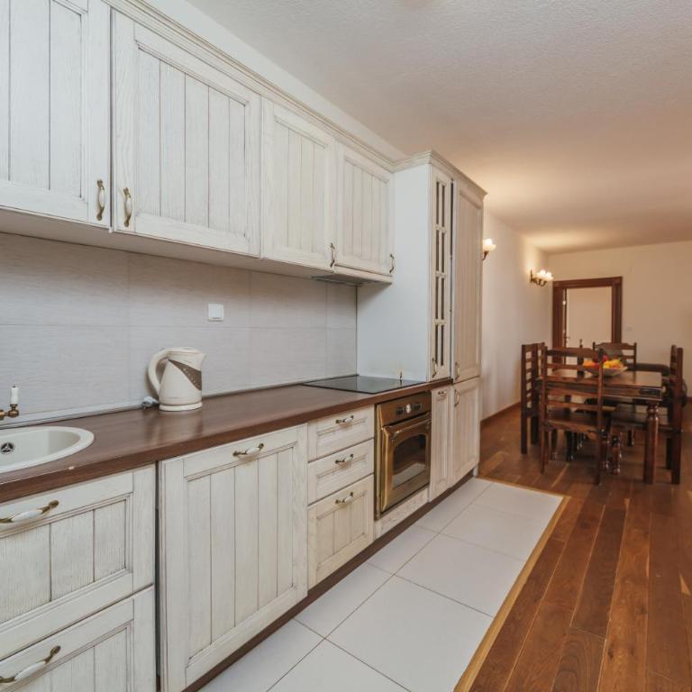 Apartments Pietra Mare - Two-Bedroom Apartment with Sea View - 25