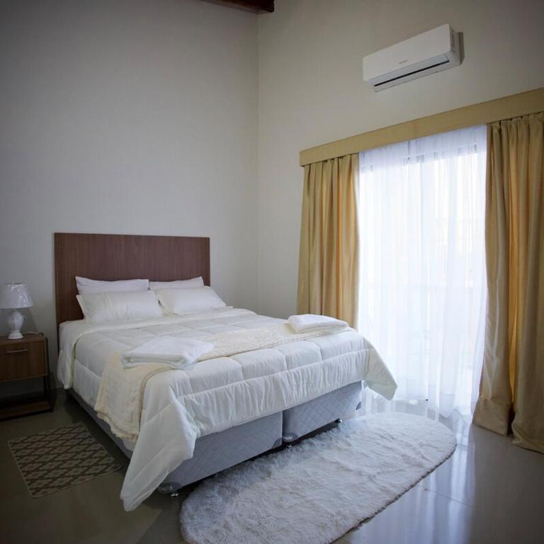 Executive House 3BR Luque Near the Airport - Three-Bedroom Apartment - 18