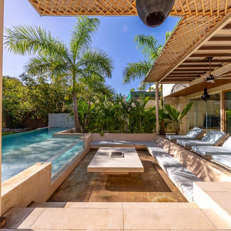 Luxury Villa with Private Pool in Playacar - Villa with Private Pool - 14