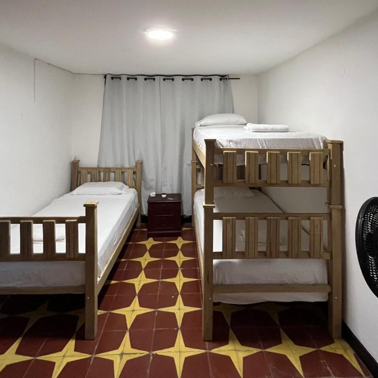 Cuartos en Gaira - Rodadero del Sur - Mixed Dormitory Room - 1