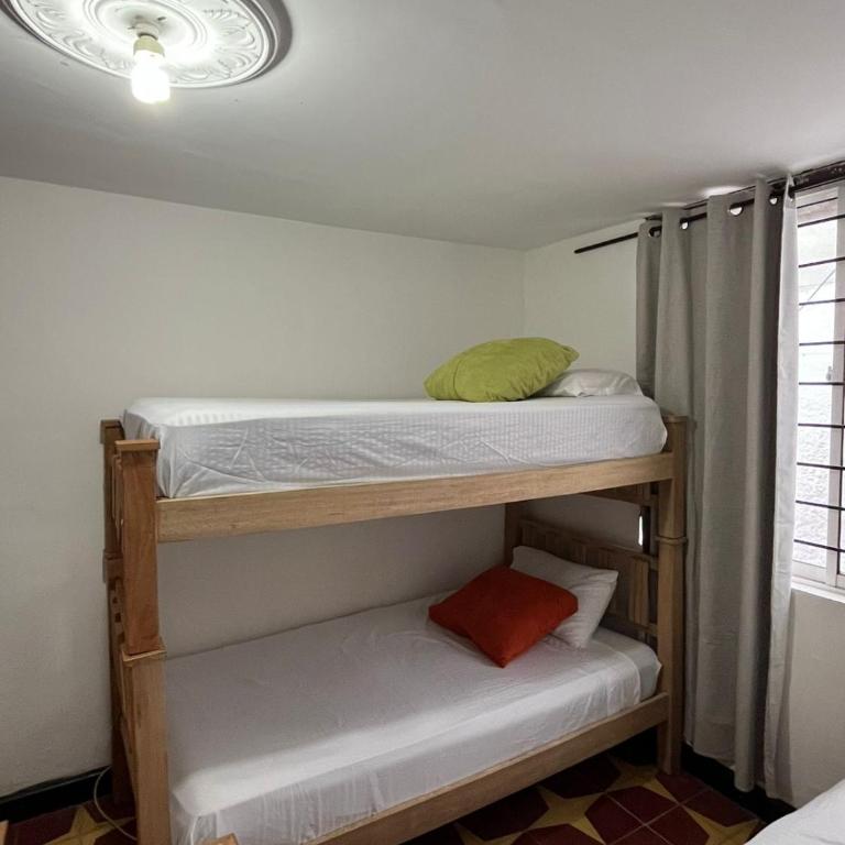 Cuartos en Gaira - Rodadero del Sur - Mixed Dormitory Room - 1