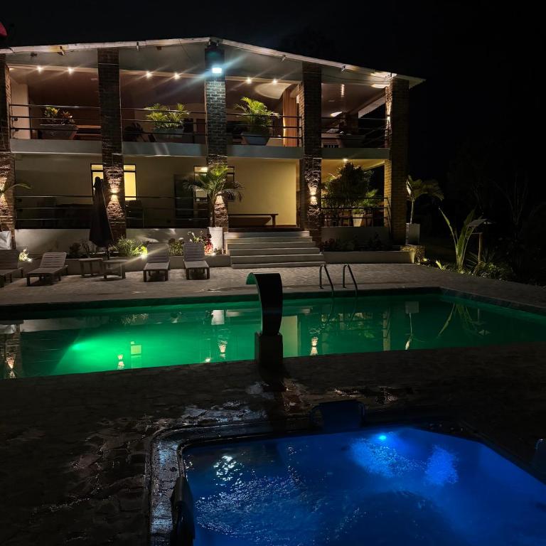 Nido Tangara - Finca Boutique Piscina y Vista - Pereira, Colombia - Seven-Bedroom House - 99