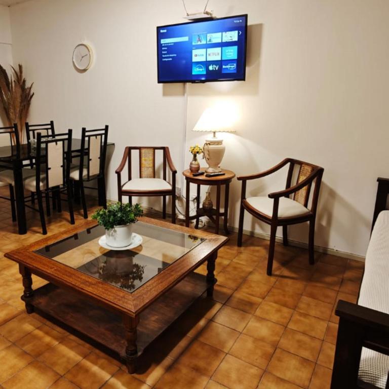 CALIDO y confortable depto, en el centro De Mendoza - One-Bedroom Apartment - 21