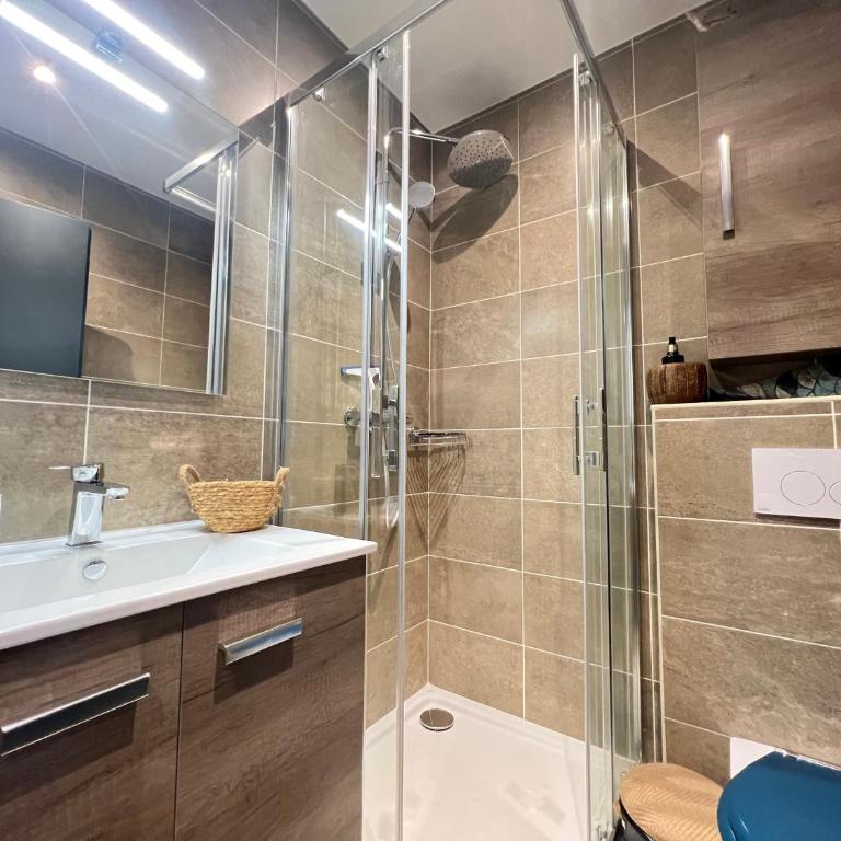 Studio rénové avec clim et wifi au port de l'Aiguillon pour 2 - FR-1-474-214 - Appartement - 14