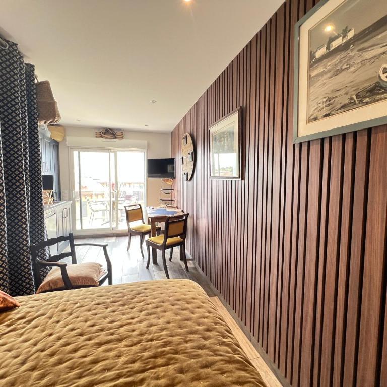 Studio rénové avec clim et wifi au port de l'Aiguillon pour 2 - FR-1-474-214 - Appartement - 15