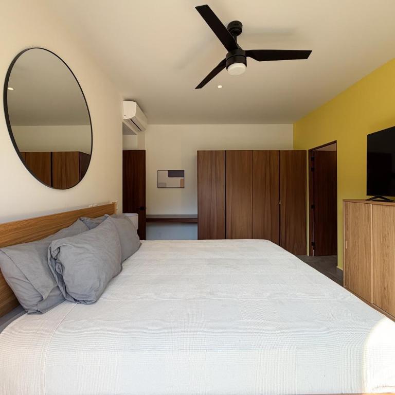 Oasis Riverfront Resort-Style One Bedroom - Apartamento de 1 dormitorio - 30
