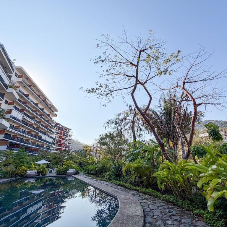 Oasis Riverfront Resort-Style One Bedroom - Apartamento de 1 dormitorio - 48