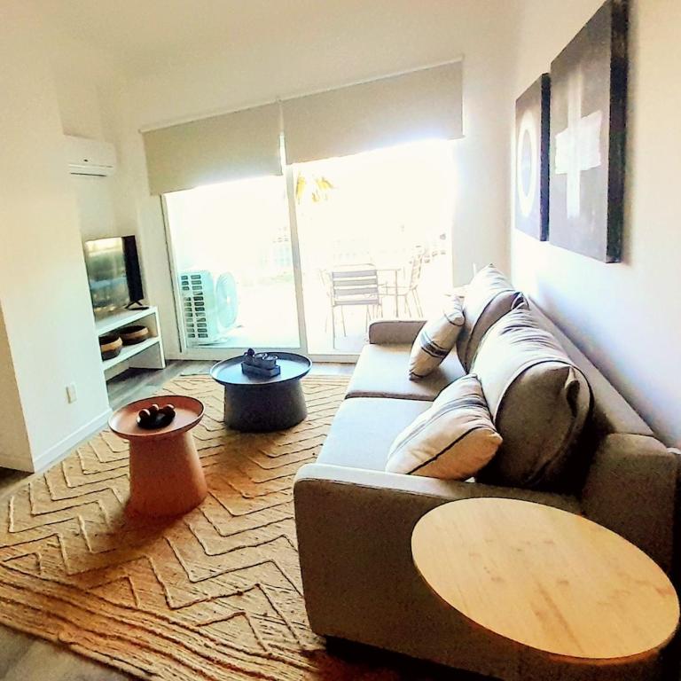 Apt 2 Frente al Río con garaje propio - Three-Bedroom Apartment - 7