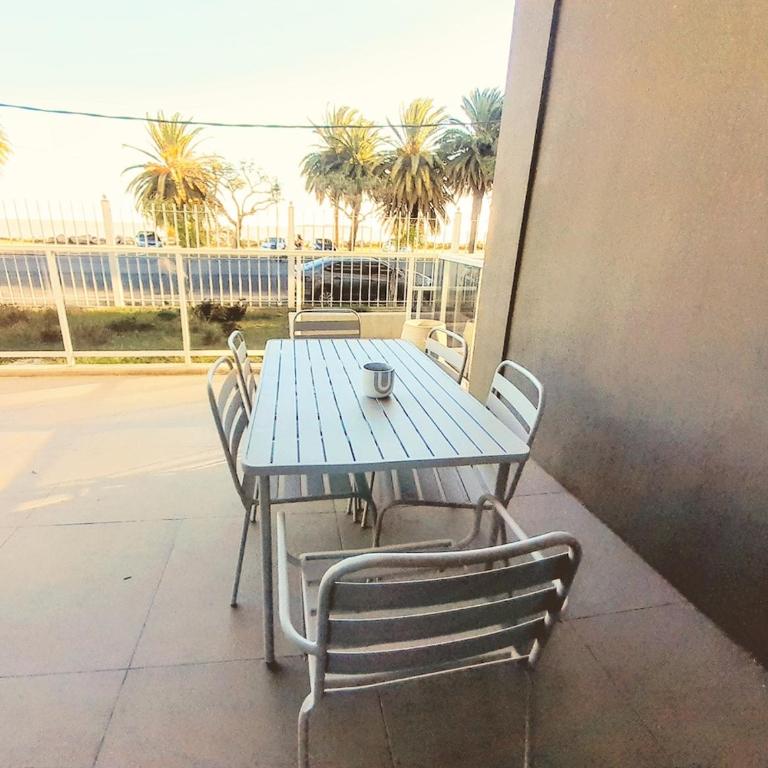 Apt 2 Frente al Río con garaje propio - Three-Bedroom Apartment - 3