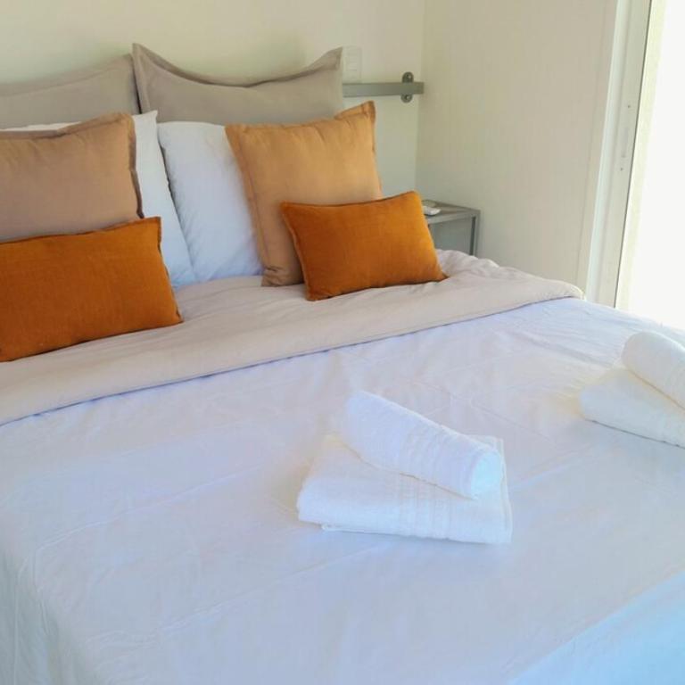 Apt 2 Frente al Río con garaje propio - Three-Bedroom Apartment - 9