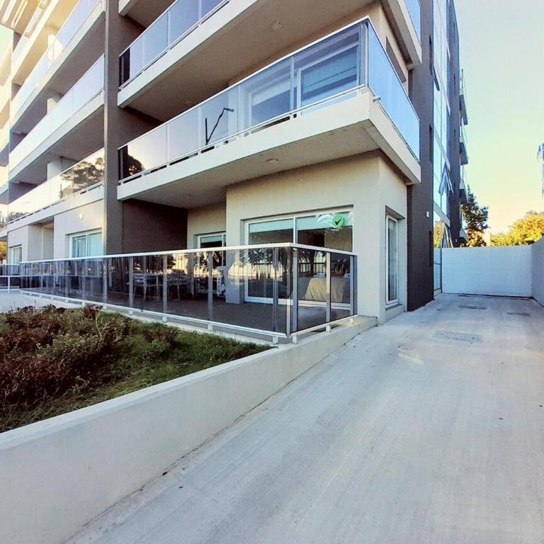 Apt 2 Frente al Río con garaje propio - Three-Bedroom Apartment - 23