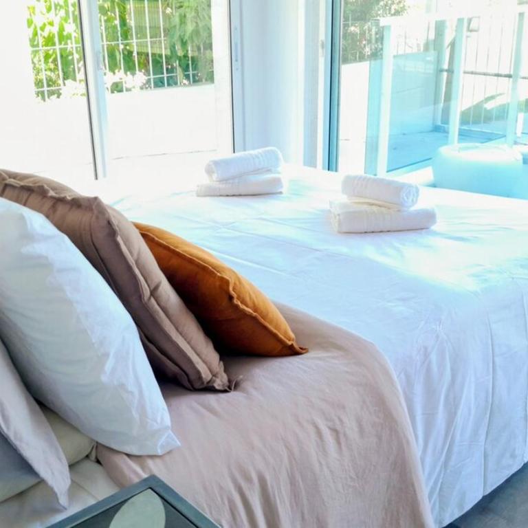 Apt 2 Frente al Río con garaje propio - Three-Bedroom Apartment - 2