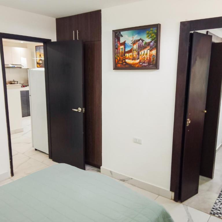 Kennedy Suite acogedora, cerca de la Clínica y Centros Comerciales - Guayaquil - - Apartment - 24