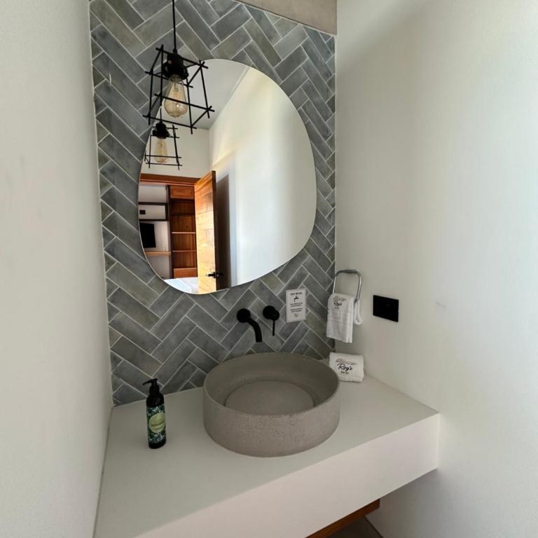 Roys Suites Galapagos - Habitación Doble con balcón - 16