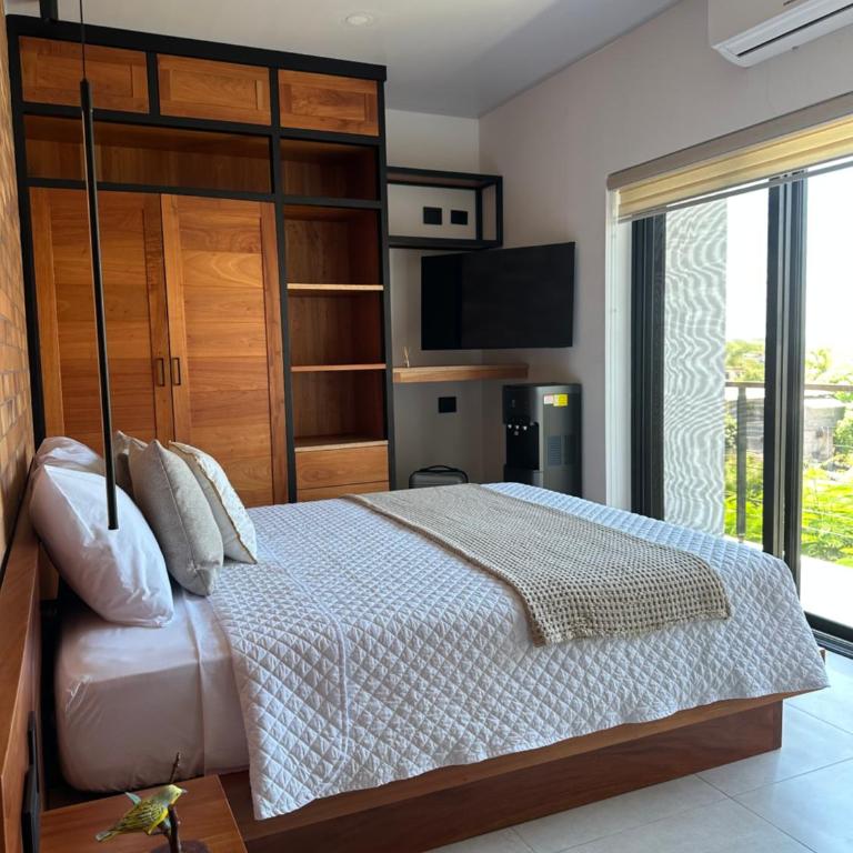 Roys Suites Galapagos - Habitación Doble con balcón - 4