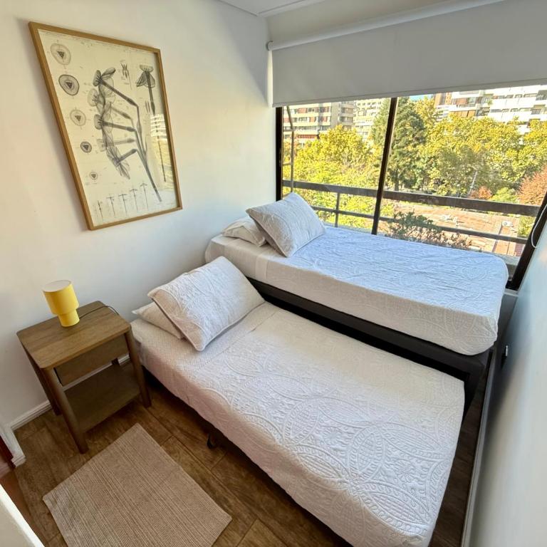 Luminoso y central dpto Duplex en barrio El Golf - Costanera Center - Apartamento de 2 dormitorios con vistas a la ciudad - 14