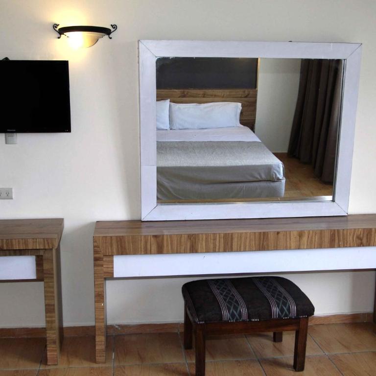 Hotel Universo - Suite con 2 camas dobles - 3