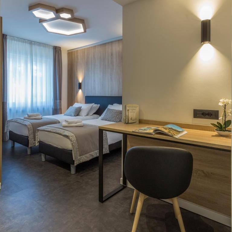 Tourist Hotel - Chambre Double - 4
