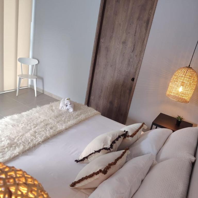 A solo 5 min del aeropuerto con vista al bosque - Two-Bedroom Apartment - 41