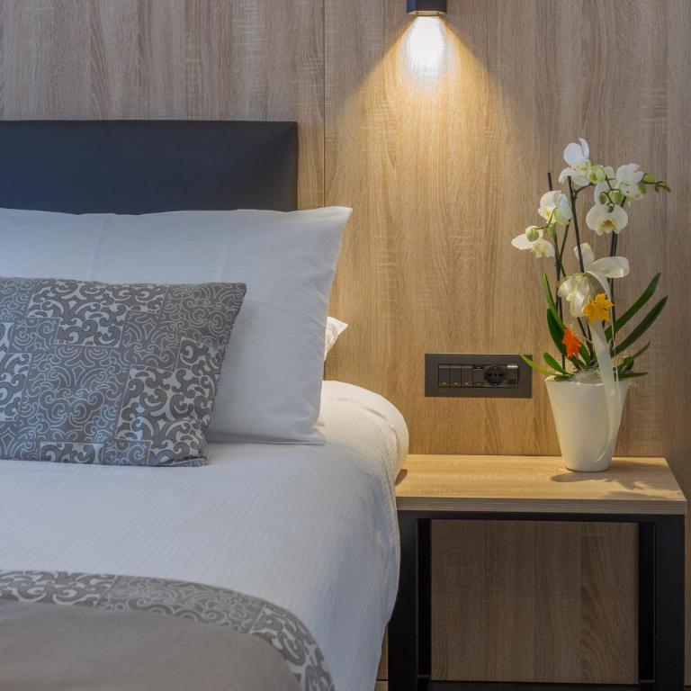 Tourist Hotel - Chambre Simple - 13