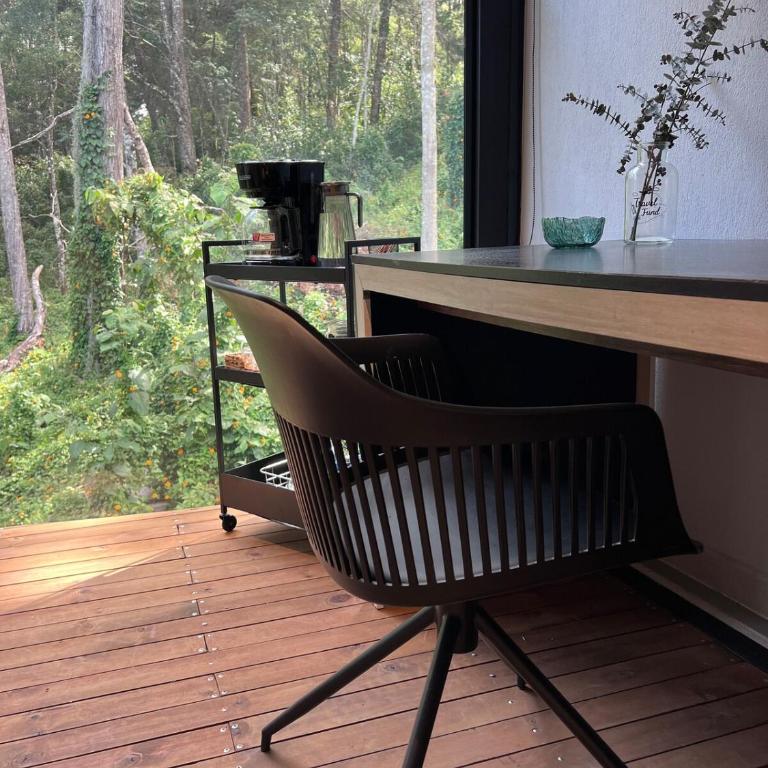 Apartaestudio con balcón y vista a la montaña cerca del aerouerto - Apartamento de 2 dormitorios - 11