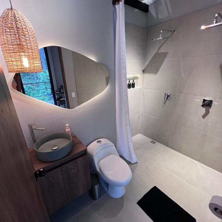Apartaestudio con balcón y vista a la montaña cerca del aerouerto - Apartamento de 2 dormitorios - 24