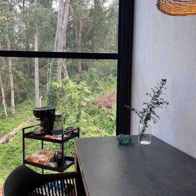 Apartaestudio con balcón y vista a la montaña cerca del aerouerto - Apartamento de 2 dormitorios - 50