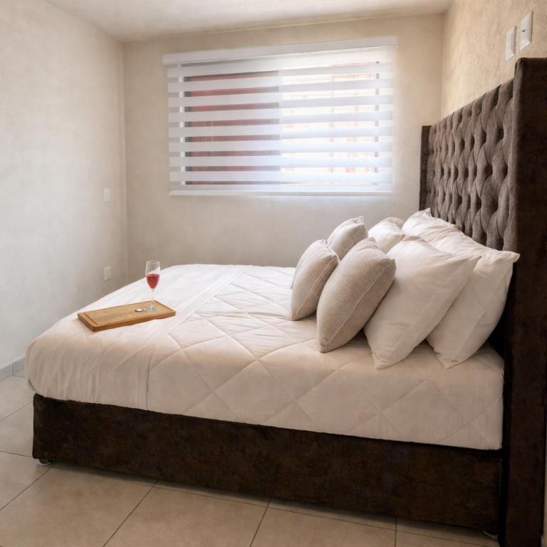 Nuevo depa boutique con parking céntrico en Gdl - Two-Bedroom Apartment with Balcony - 6