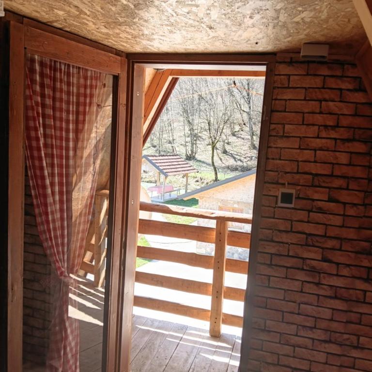 Seosko domacinstvo Rajska Dolina - Kuća sa 1 Spavaćom Sobom - 4