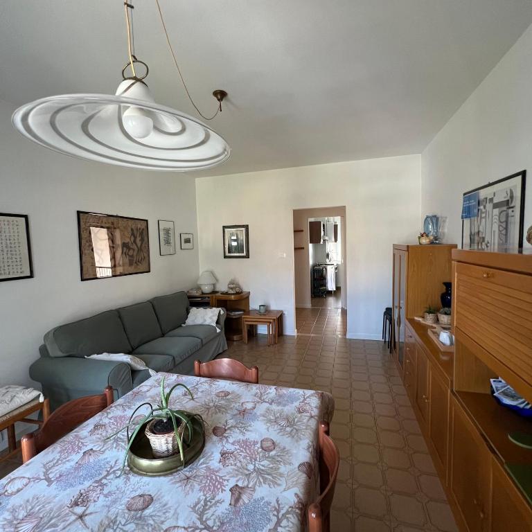 Entire flat, 1 minute walk from lake of Garda - Appartamento con 2 Camere da Letto - 14