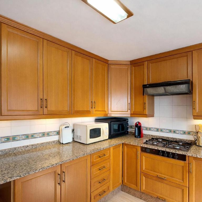 3 Bedroom Beautiful Apartment In Gandía - Apartamento de 3 dormitorios - 3