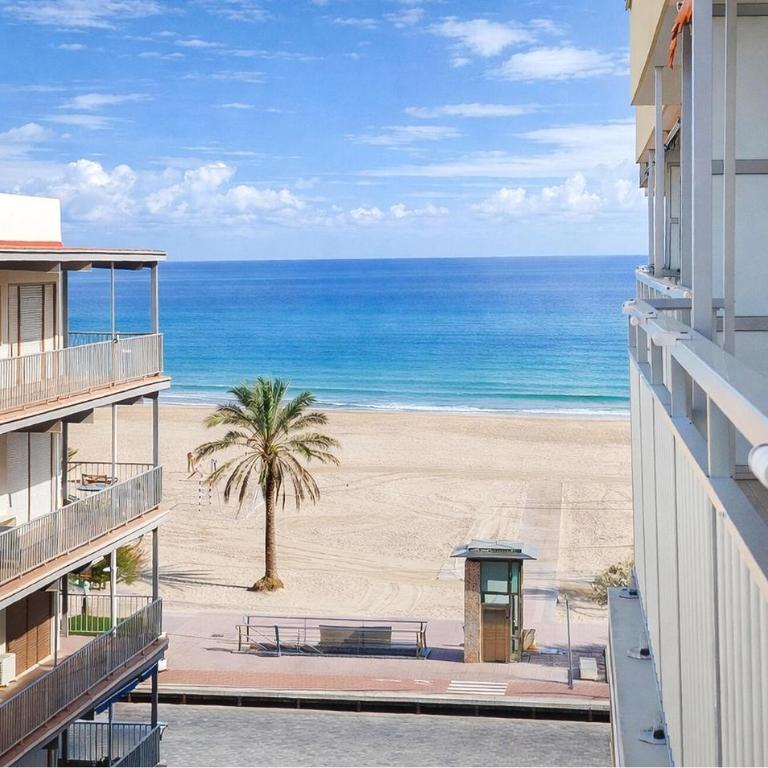 3 Bedroom Beautiful Apartment In Gandía - Apartamento de 3 dormitorios - 1