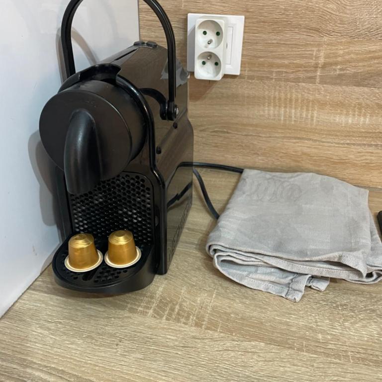 Studio - Les pieds dans l'eau agréable en toutes saisons 4 couchages - climatisation - parking privé - piscine sur mer - vue magnifique et rare - situation optimum - Les argonautes - Ile des pêcheurs - Cap d'Agde - One-Bedroom Apartment - 47